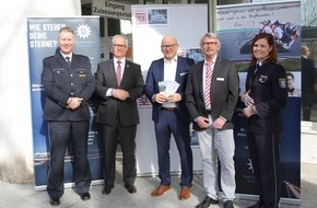 Polizeipräsidium Südhessen: POL-DA: Südhessen/Odenwaldkreis: Start der Motorradsaison 2019 - "Du hast es in der Hand"-Polizei und Zulassungsstelle weisen Biker schon bei Zulassung auf Risiken hin und geben Tipps