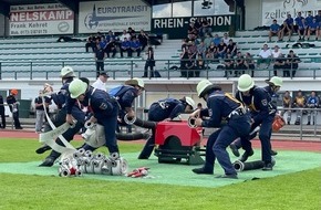 Feuerwehr Böblingen: FW Böblingen: Die Wettkampfgruppe bei den Feuerwehrwettbewerben in Kehl am Rhein