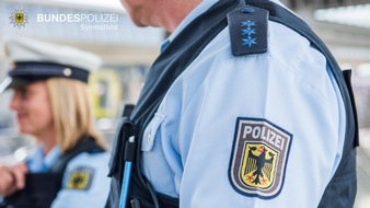 Bundespolizeidirektion München: Bundespolizeidirektion München: Hund beißt Triebfahrzeugführer / Ermittlungen wegen gefährlicher Körperverletzung
