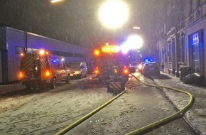 Polizei Mettmann: POL-ME: Werkstattbrand - Ursache weiterhin noch ungeklärt ! - Velbert - 2101037