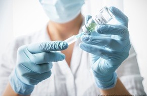 pharmaSuisse - Schweizerischer Apotheker Verband / Société suisse des Pharmaciens: Vaccination COVID-19, équité entre médecins et pharmaciens