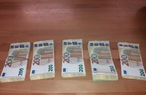 Bundespolizeidirektion Sankt Augustin: BPOL NRW: Verdacht auf Geldwäsche - Bundespolizei macht zweifelhafte Entdeckung