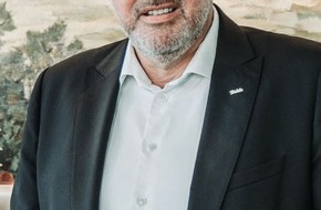 Debeka Versicherungsgruppe: Presse-Information: Debeka wird Fördermitglied in der Initiative deutsche Infrastruktur e. V.