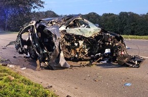 Freiwillige Feuerwehr Breckerfeld: FW-EN: Schwerer Verkehrsunfall auf L 528