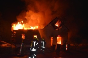 Polizeiinspektion Hameln-Pyrmont/Holzminden: POL-HM: Wohnhausbrand in Osterwald