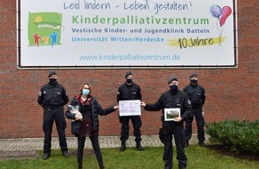 Polizeipräsidium Recklinghausen: POL-RE: Recklinghausen/Datteln: Polizei-Hundertschaft spendet für schwerkranke Kinder
