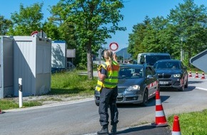 Bundespolizeidirektion München: Bundespolizeidirektion München: Mutmaßliche Schleuser festgenommen / Schweizer, Chinesin und Italiener bei Grenzkontrollen mit Migranten gestoppt
