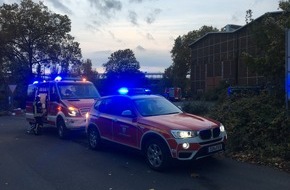 Feuerwehr Dinslaken: FW Dinslaken: Feuer in leerstehendem Industriekomplex