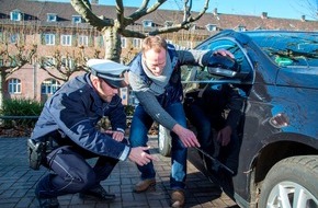 Polizei Mettmann: POL-ME: Verkehrsunfallfluchten aus dem Kreisgebiet - Velbert / Haan / Langenfeld - 2109144