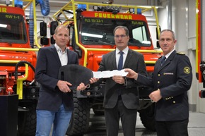 FW Stuttgart: Vier neue Sonderfahrzeuge für Waldbrände, Hilfeleistungen und den Katastrophenschutz an die Feuerwehr Stuttgart übergeben