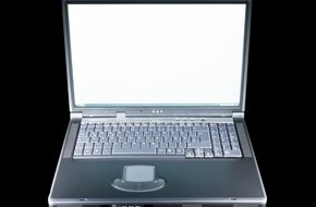 Tchibo GmbH: Das High-End-Notebook: TV, DVD-Recorder, Soundsystem und PC in einem