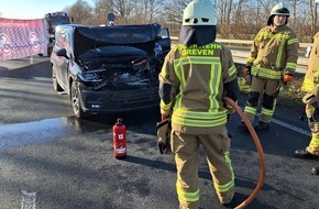 Feuerwehr Greven: FW-Greven: Schwerer Verkehrsunfall auf der A1 mit f&uuml;nf verletzten Personen.