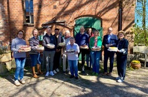 Herzogtum Lauenburg Marketing und Service GmbH: Fr&uuml;hling, Kaffee und Jubil&auml;umstorte: Die lauenburgischen Land- und Hofcaf&eacute;s starten in die Saison 2026