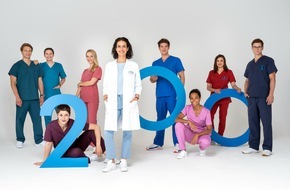 ARD Das Erste: 200 Folgen  "In aller Freundschaft - Die jungen Ärzte": Vorfreude auf den großen Moment am Donnerstag, 21. November 2019, um 18:50 Uhr