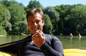 ProSieben: Auf dem Rhein durch Deutschland: "Galileo"-Abenteurer Harro Füllgrabe wagt extremes Reise-Experiment (BILD)