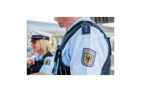 Bundespolizeidirektion Sankt Augustin: BPOL NRW: Fahrraddiebstahl durch achtsamen Zeugen vereitelt - Bundespolizei stellt Tatverdächtigen