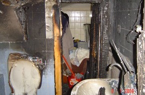 Feuerwehr Essen: FW-E: Brand im Badezimmer einer Dachgeschosswohnung