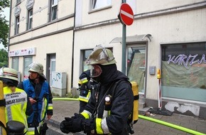 Feuerwehr Essen: FW-E: Wohnungsbrand in Essen-Leithe, eine Person verletzt