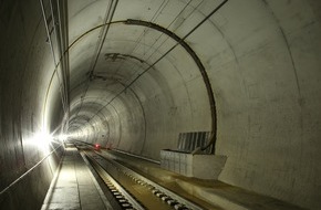 BLS AG: BLS rénove le tunnel de base du Lötschberg cette année encore, suite à une entrée d'eau