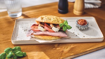 Friesenkrone Feinkost Heinrich Schwarz & Sohn GmbH & Co. KG: Matjes around the world: Friesenkrone schickt den Matjes erneut auf Weltreise