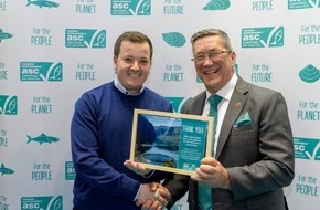 Lidl: Lidl erhält Auszeichnung für nachhaltigen Zuchtfisch / Alle Fische und Schalentiere aus Aquakulturen im Festsortiment ab 1. Mai 2018 mit dem ASC-Siegel gekennzeichnet