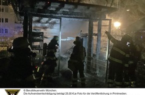 Feuerwehr München: FW-M: Es brennt gegenüber (Aubing)