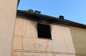 Feuerwehr Dortmund: FW-DO: Brand in einem Mehrfamilienhaus in Wickede