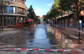 Polizeiinspektion Rostock: POL-HRO: Rutschige Flüssigkeit führt zu Verkehrsunfall