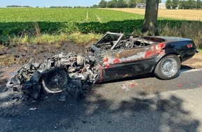 Polizei Düren: POL-DN: Hoher Sachschaden nach Motorbrand an einem Oldtimer