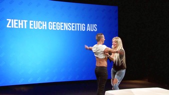 RTLZWEI: Neu bei RTL II: "UNdressed - Das Date im Bett" ab 2. Oktober 2017