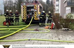 Feuerwehr M&uuml;nchen: FW-M: Mehrere Wohnungen stromlos nach Kellerbrand (Neuforstenried)