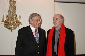 PR-Club Hamburg e. V.: Claus Hinrich Casdorff beim PR - Club Hamburg im Kreuzverhör