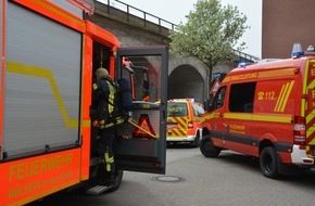 Feuerwehr Mülheim an der Ruhr: FW-MH: Er hat es wieder getan! Und wir lieben ihn dafür.
Rauchmelder rettet vermutlich ein Menschenleben und verhindert eine Schadensausbreitung.