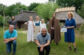 ARD Das Erste: Das Erste / Drehstart zum 50. Märchen der ARD-Reihe "Sechs auf einen Streich": rbb verfilmt "Das Märchen vom goldenen Taler" für Das Erste