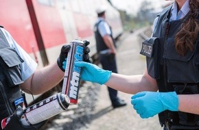 Bundespolizeidirektion Sankt Augustin: BPOL NRW: Bundespolizei nimmt Graffitisprayer fest