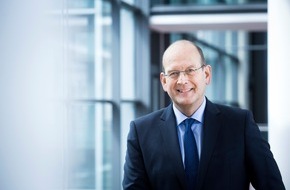 DFS Deutsche Flugsicherung GmbH: DFS-Aufsichtsrat verlängert Vertrag mit CEO Arndt Schoenemann