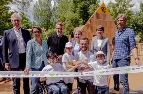 Procter & Gamble GmbH: Gelebte Inklusion: Initiative "Stück zum Glück" realisiert einzigartiges inklusives Spielplatzprojekt in historischer Parkanlage in Cottbus