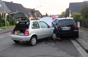 Polizei Mettmann: POL-ME: Nach Unfall: Seniorin gibt Führerschein freiwillig ab - Monheim - 1908148