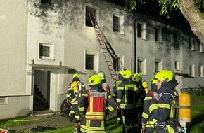 Feuerwehr Oberhausen: FW-OB: Rauchwarnmelder rettet bei Zimmerbrand Bewohnerin das Leben