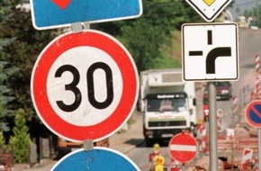 Renault Deutschland AG: Renault-Umfrage zum Traffic Design / Grünes Licht für mutige Gestaltung: Innovative Verkehrsarchitektur kommt an
