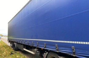Polizeidirektion Bad Segeberg: POL-SE: Elmshorn / BAB 23 - Lkw mit Reifenschaden - Fahrer ohne Fahrerlaubnis