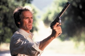 TELE 5: Clint Eastwood: "Ich bin ein sehr romantischer Mann" // Der Filmmacho im Tele 5-Interview: "Als Kind war ich oft sehr einsam"