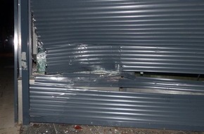 Polizei Minden-Lübbecke: POL-MI: Blitzeinbruch in Juweliergeschäft scheitert