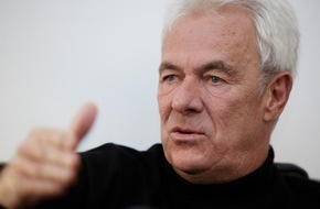 UNICEF Deutschland: Hohe Auszeichnung der Europäischen Kulturstiftung an Hamburger Reeder und Initiator von "Schulen für Afrika", Peter Krämer (mit Bild)