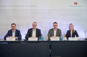 Arbeitgeberverband HessenChemie: Chemiebranche weiterhin unter Druck: Wirtschaftspolitische Neuausrichtung gefordert