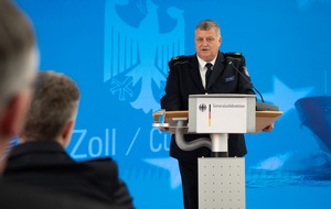 Hauptzollamt Nürnberg: HZA-N: Dr. Jörg Ochs als neuer Direktionspräsident der Generalzolldirektion und Chief Digital Customs Officer eingeführt