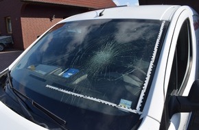 Polizeiinspektion Delmenhorst / Oldenburg - Land / Wesermarsch: POL-DEL: Pressemeldung der Polizei Nordenham vom 04.08.2019 - Nachtrag Foto des beschädigten Kastenwagens -