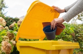 Initiative "Mülltrennung wirkt": Herbststart: Abfälle rund um den Garten richtig entsorgen / Tipps der Initiative "Mülltrennung wirkt"
