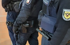 Polizeidirektion L&uuml;beck: POL-HL: HL - St. Lorenz / Drogen, verbotene Gegenst&auml;nde und eine Festnahme nach Kontrollen am L&uuml;becker Hauptbahnhof