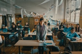 KiKA - Der Kinderkanal ARD/ZDF: Der besondere Kinderfilm: "Sieger sein" feiert Premiere bei KiKA / Preisgekrönter Spielfilm über verlorene Heimat und Zusammenhalt ab 31. Oktober auf kika.de und in der KiKA-App